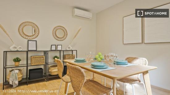 Apartamento entero de 2 dormitorios en Barcelona. - BARCELONA