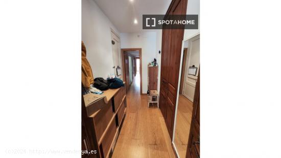 Apartamento entero de 2 dormitorios en Barcelona. - BARCELONA