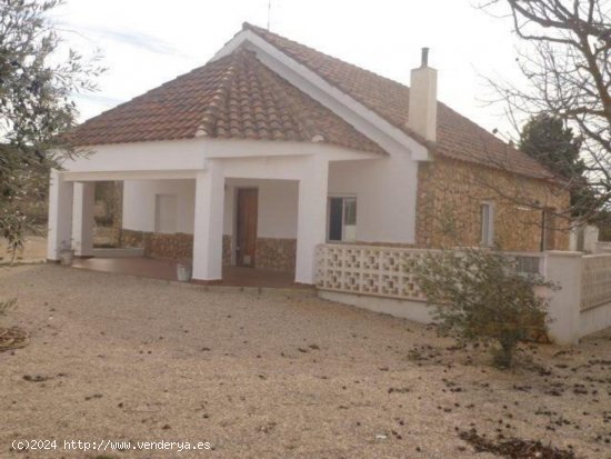 Villa en venta en Yecla (Murcia)