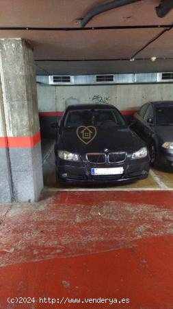 PARKING COCHE GRANDE  - CORNELLA DE LL.  - ALMEDA - BARCELONA