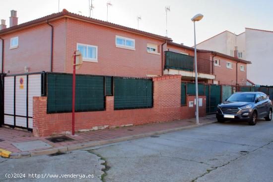 ¡Descubre la perla de Cigales, Valladolid!  Chalet en venta!! - VALLADOLID