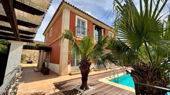  PRECIOSA VILLA EN VENTA EN FINESTRAT - ALICANTE 