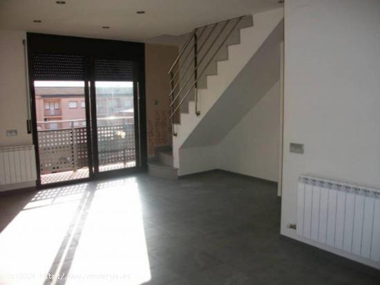 DÚPLEX EN VENTA CON TERRAZA 14,7M2 - BARCELONA