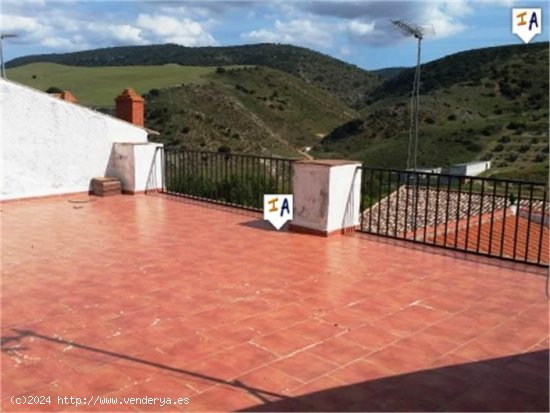 Casa en venta en Agrón (Granada)