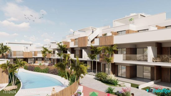  Bungalow en venta a estrenar en Pilar de la Horadada (Alicante) 