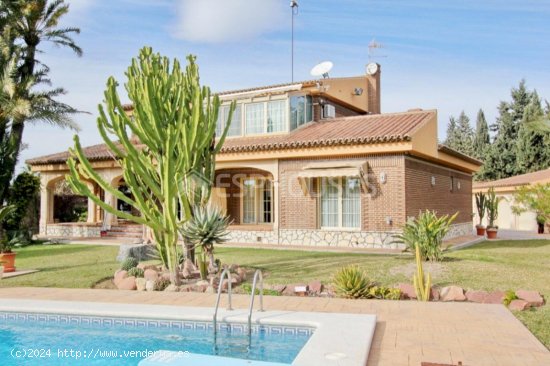 Casa en venta en Alicante (Alicante)