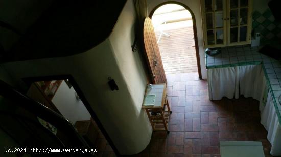 CASA DE ALQUILER TEMPORAL EN EL CENTRO DE CONIL - CADIZ