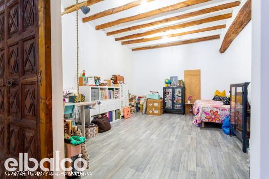 INCREIBLE CASA CON CARACTER MODERNO Y ESTILO TRADICIONAL  EN CONSTANTÍ - TARRAGONA