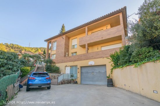 Unifamiliar aislada en venta  en Sant Vicenç dels Horts - Barcelona