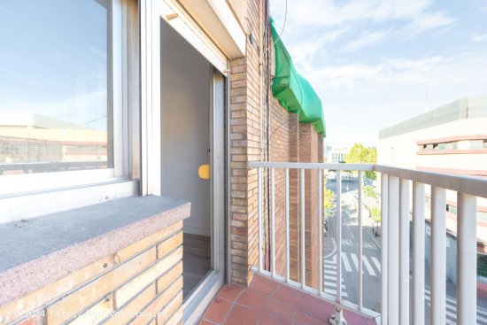 Piso en venta  en Cornellà de Llobregat - Barcelona