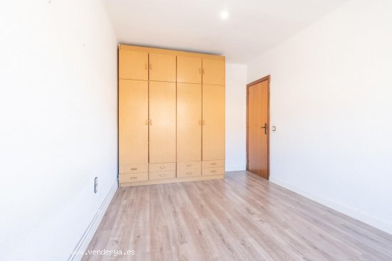 Piso en venta  en Cornellà de Llobregat - Barcelona