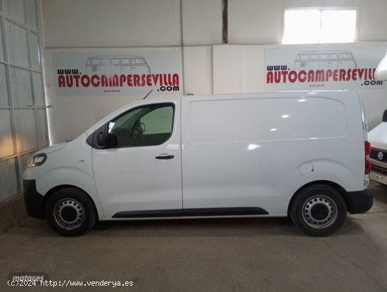 Opel Vivaro Standard Express M 1.5 Td 100CV M.P. DC de 2020 con 233.712 Km por 11.990 EUR. en Sevill