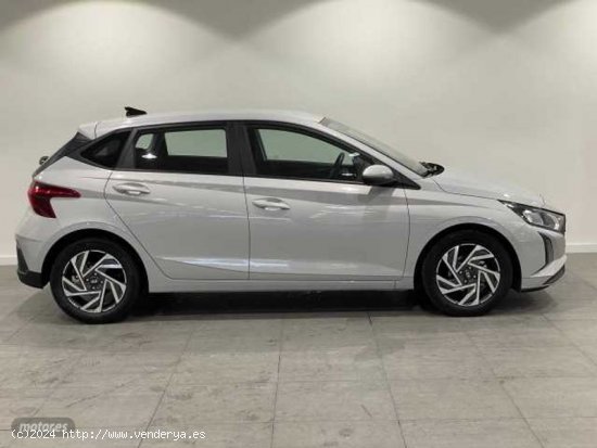 Hyundai i20 1.2 MPI Klass de 2024 con 7.627 Km por 17.900 EUR. en Barcelona