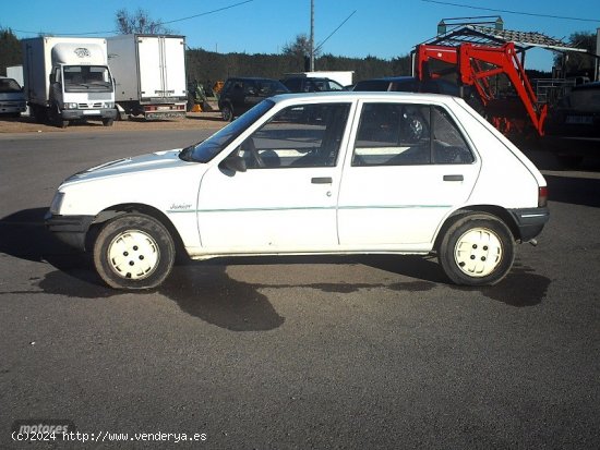 Peugeot 205 1.1 JUNIOR (TOTALMENTE ORIGINAL). de 1991 con 166.000 Km por 1.100 EUR. en Murcia