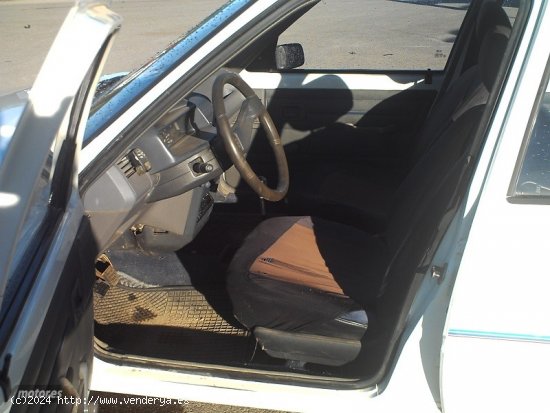 Peugeot 205 1.1 JUNIOR (TOTALMENTE ORIGINAL). de 1991 con 166.000 Km por 1.100 EUR. en Murcia