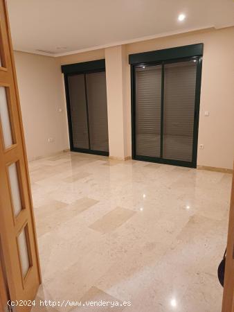 ALQUILER PISO SIN MUEBLES - ALICANTE