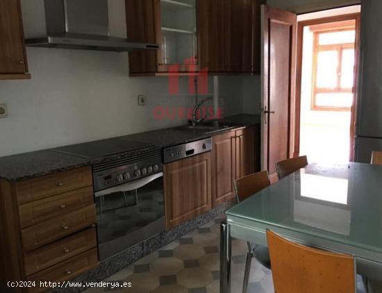  AMPLIA VIVIENDA EN VIGO, CERCA DEL MERCADO DE TEIS. - PONTEVEDRA 