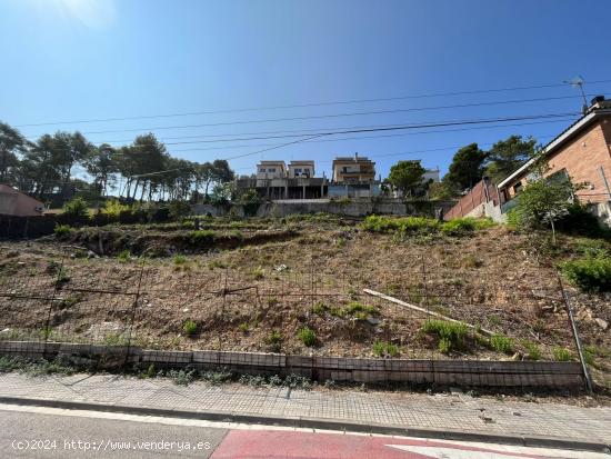 Terreno urbano en Canyelles, urbanización California - BARCELONA