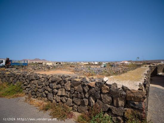 “SOLAR RESIDENCIAL EN EL PUEBLO DE LAJARES, LA OLIVA” - LAS PALMAS