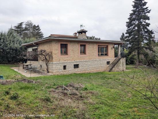  Casa en Ayegui en  la urbanización de Iratxe - NAVARRA 