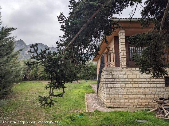 Casa en Ayegui en  la urbanización de Iratxe - NAVARRA