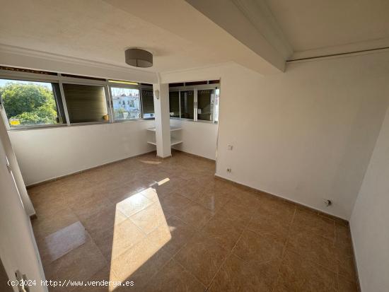  Piso a la venta en San Jerónimo - SEVILLA 