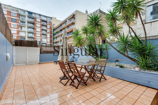 Exclusivo piso con terraza de 70 m2 a 500m de la Sagrada Familia - BARCELONA