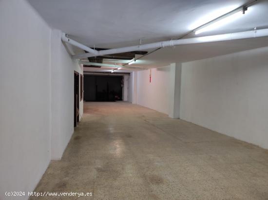 Local comercial en Horta - BARCELONA