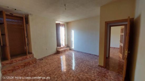 CASA DE PUEBLO EN VENTA - CACERES