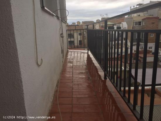 PISO DE 2 HABITACIONES EN CAMPOAMOR - BARCELONA