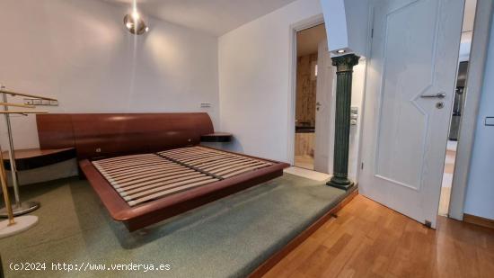 ¡Oportunidad en Horta-Guinardó! Piso en venta con terraza cubierta! - BARCELONA