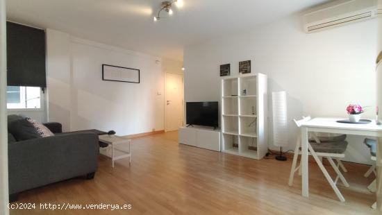 Apartamento de 2 dormitorios en la Calle Montijo - MURCIA