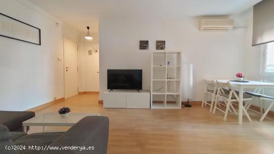 Apartamento de 2 dormitorios en la Calle Montijo - MURCIA