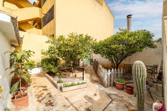 Casa en Capdepera con Patio y Terraza - BALEARES