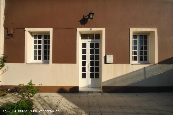 LA CASA IDEAL CON TERRENO Y CERCA DEL CENTRO - PONTEVEDRA