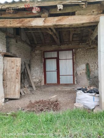 VENTA.-.CASA DE PUEBLO CON JARDIN.-.NARROS DE CUELLAR - SEGOVIA