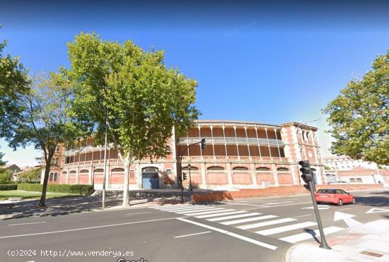 VENTA PLAZA DE GARAJE ABIERTA JUNTO A PLAZA DE TOROS. - SALAMANCA