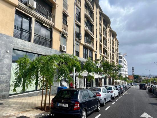  Oficina en venta en Prolongación de Ramón y Cajal, 9 - SANTA CRUZ DE TENERIFE 