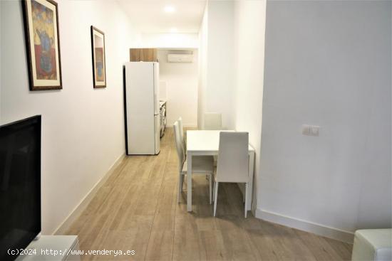 LOTE DE 4 ESTUDIOS - BARCELONA