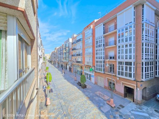 Se vende exclusivo piso de 200 m2 en pleno centro de cartagena - MURCIA