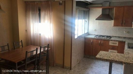 ALQUILER DE PISO EN FATIMA - 90M2 - 2 DORMITORIOS - GRAN SALON - CORDOBA