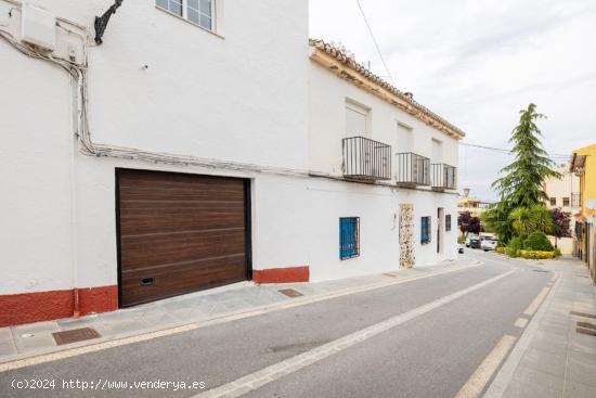 Casa en la Zubia - GRANADA