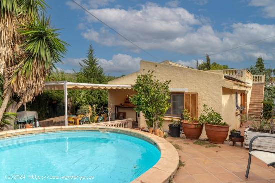 Chalet con piscina en Costa de la Calma - BALEARES