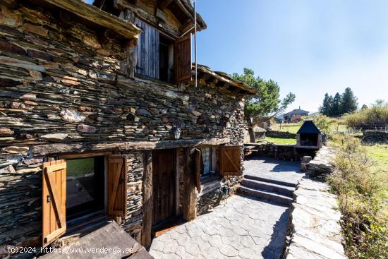 Acogedora y coqueta casa rústica en El Muyo, Riaza. - SEGOVIA