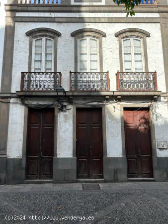  Casa canaria histórica protegida en Vegueta - LAS PALMAS 