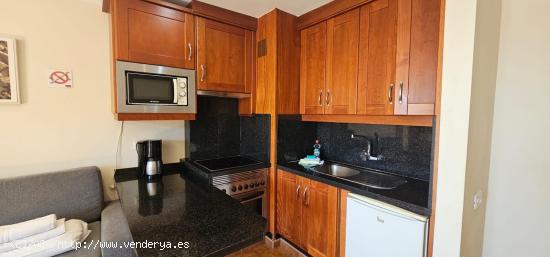 Se vende magnifico apartamento con vista mar y piscina enParque Albatros, Golf del Sur - SANTA CRUZ 