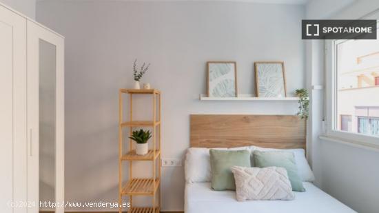 Preciosa Habitación en Alquiler en Madrid - MADRID