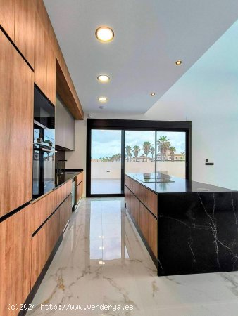 Villa en venta a estrenar en Rojales (Alicante)