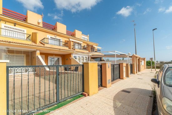 Chalet en venta en Orihuela (Alicante)