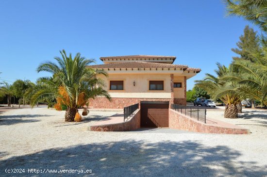  Villa en venta en Alicante (Alicante) 